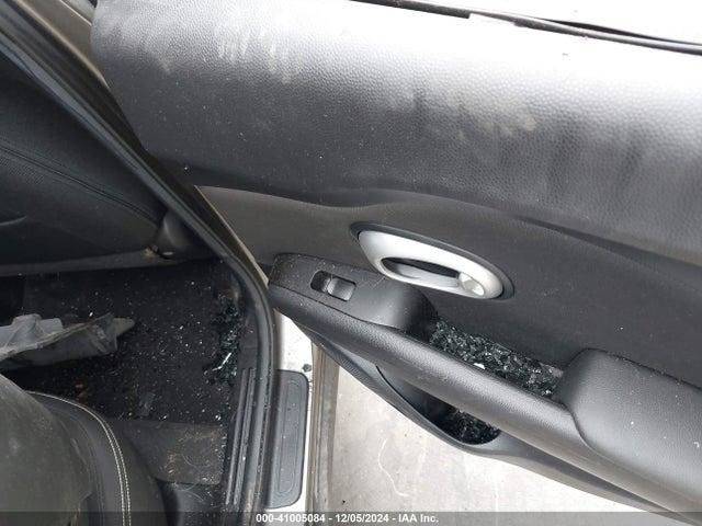 KIA SOUL + 2014 KNDJP3A52E7084378 Image 13