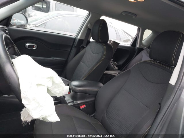 KIA SOUL + 2014 KNDJP3A52E7084378 Image 17