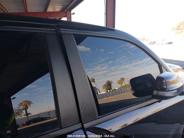 1C6SRFHT3MN757815 RAM 1500 Limited  4x4 5'7 Box