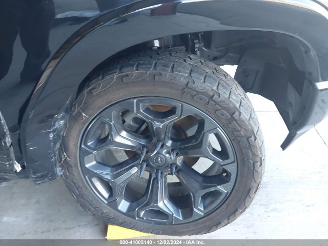 1C6SRFHT3MN757815 RAM 1500 Limited  4x4 5'7 Box