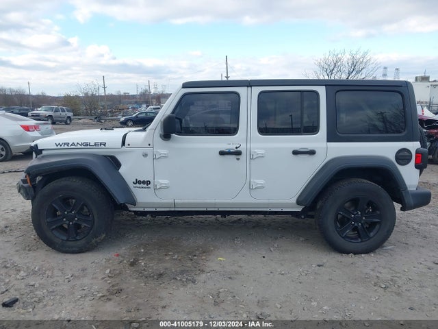 1C4HJXDGXKW621097 Jeep Wrangler Unlimited Sport Altitude 4x4