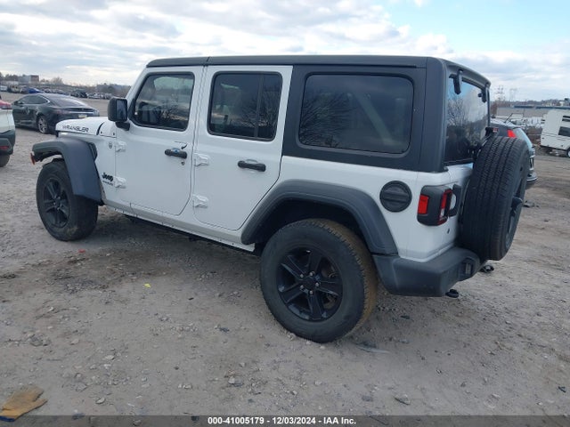 1C4HJXDGXKW621097 Jeep Wrangler Unlimited Sport Altitude 4x4