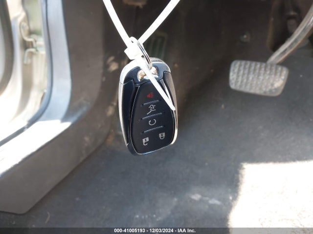 Chevrolet EQUINOX LT 2018 2GNAXKEXXJ6227391 Image 11