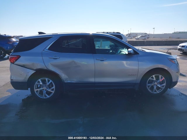 Chevrolet EQUINOX LT 2018 2GNAXKEXXJ6227391 Image 13