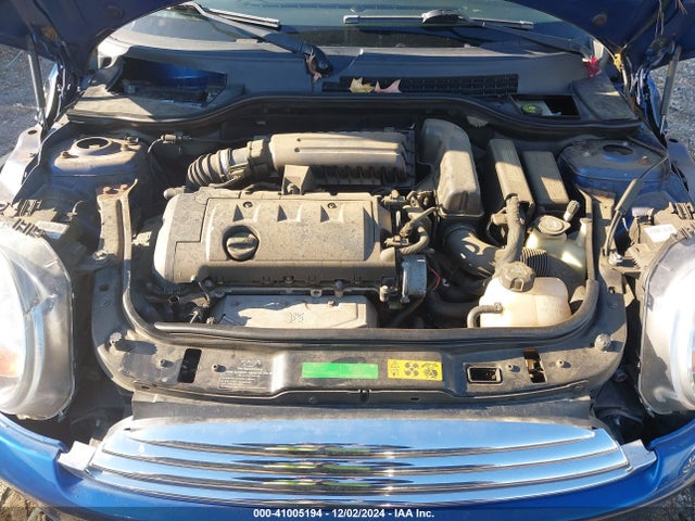 2009 MINI COOPER CLUBMAN WMWML33599TN68581 Photo 9