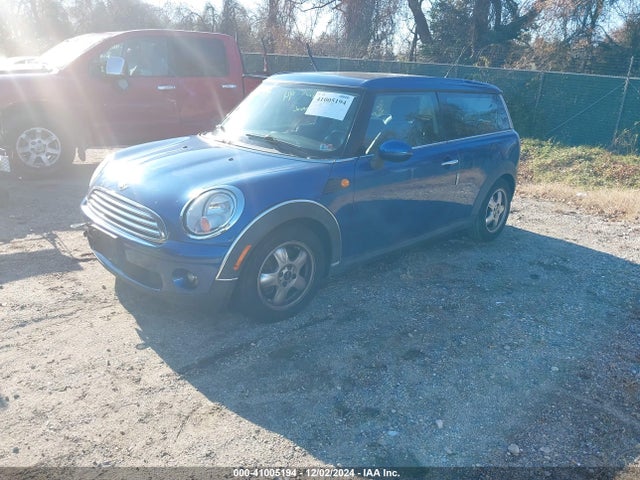2009 MINI COOPER CLUBMAN WMWML33599TN68581 Photo 1