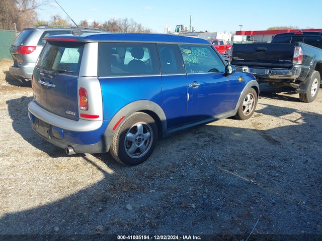2009 MINI COOPER CLUBMAN WMWML33599TN68581 Photo 3