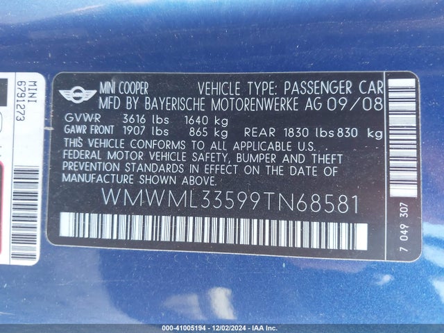 2009 MINI COOPER CLUBMAN WMWML33599TN68581 Photo 8
