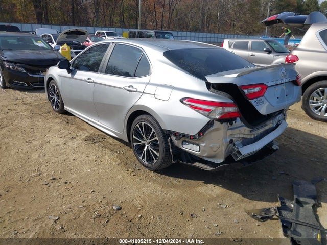 Toyota CAMRY SE 2018 4T1B11HKXJU632138 Image 3