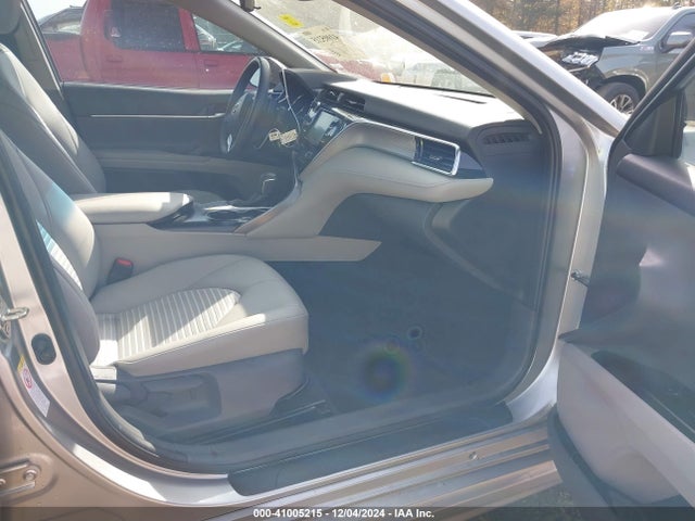 Toyota CAMRY SE 2018 4T1B11HKXJU632138 Image 5