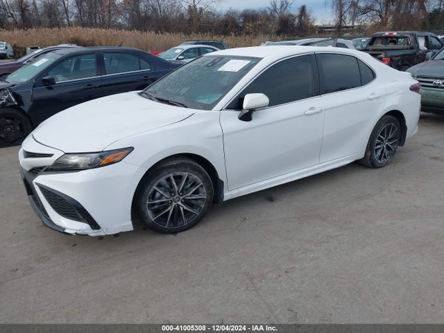 Toyota CAMRY SE 2024 4T1T11AK3RU856894 Image 2