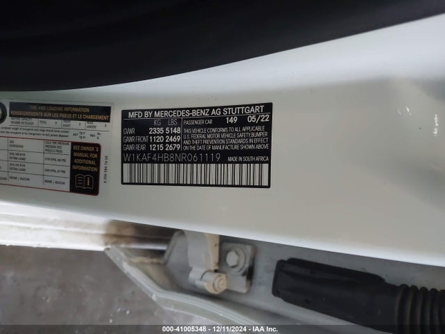 W1KAF4HB8NR061119 Mercedes-Benz C 300 4matic