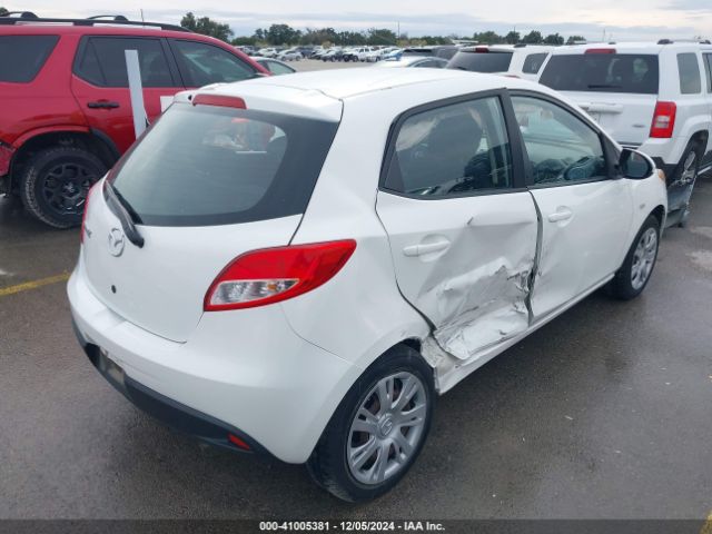 JM1DE1KZ8E0186155 Mazda Mazda2 Sport