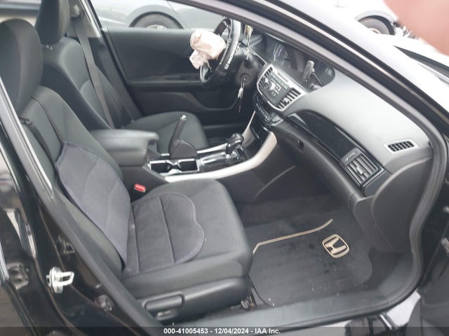 Honda ACCORD LX 2017 1HGCR2F39HA080485 Image 5