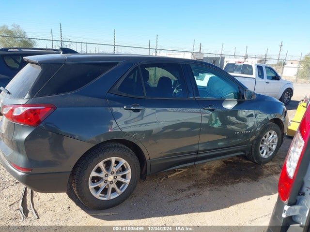 Chevrolet EQUINOX LS 2018 3GNAXHEV4JS590854 Image 13