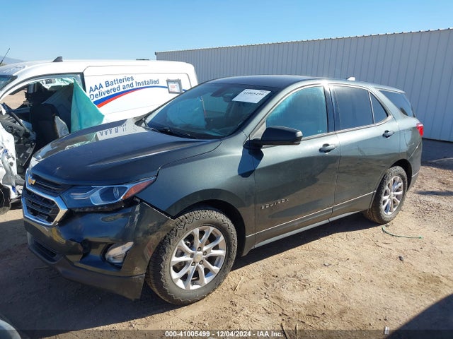 Chevrolet EQUINOX LS 2018 3GNAXHEV4JS590854 Image 2