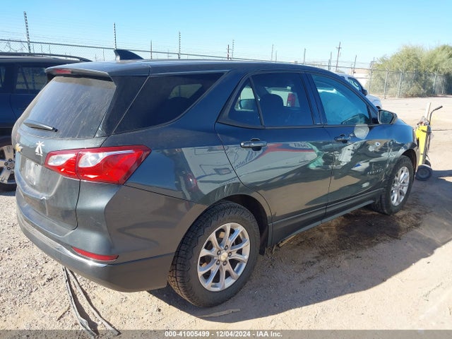 Chevrolet EQUINOX LS 2018 3GNAXHEV4JS590854 Image 4