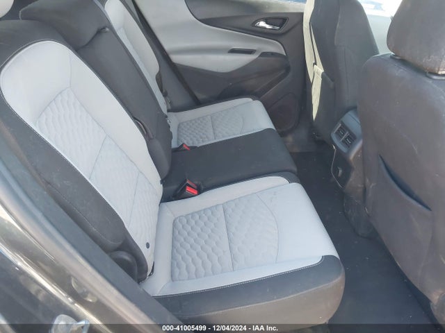 Chevrolet EQUINOX LS 2018 3GNAXHEV4JS590854 Image 8