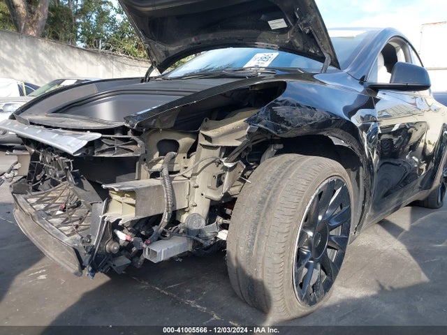 2023 TESLA MODEL Y 7SAYGDEE8PA117508 Photo 5