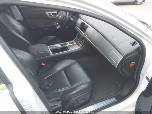 2013 JAGUAR XF SAJWJ0EF1D8S92903 Photo 4