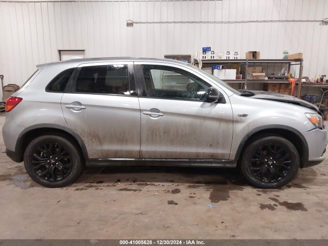 JA4AR3AU0HZ051917 Mitsubishi Outlander Sport 2.0 Le