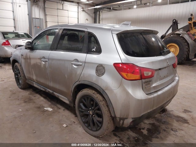JA4AR3AU0HZ051917 Mitsubishi Outlander Sport 2.0 Le