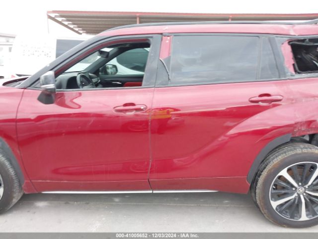 5TDLZRBH5MS068209 Toyota Highlander Xse
