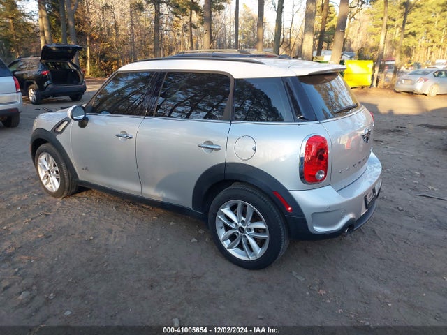 2014 MINI COUNTRYMAN WMWZC5C59EWP36620 Photo 2