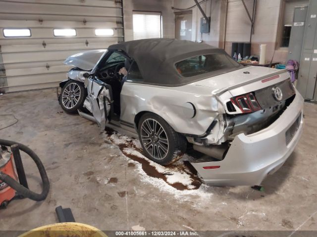 1ZVBP8EM1E5289685 Ford Mustang V6 Premium