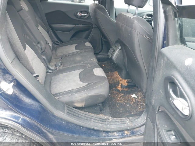 1C4PJMAB1EW273035 Jeep Cherokee Sport