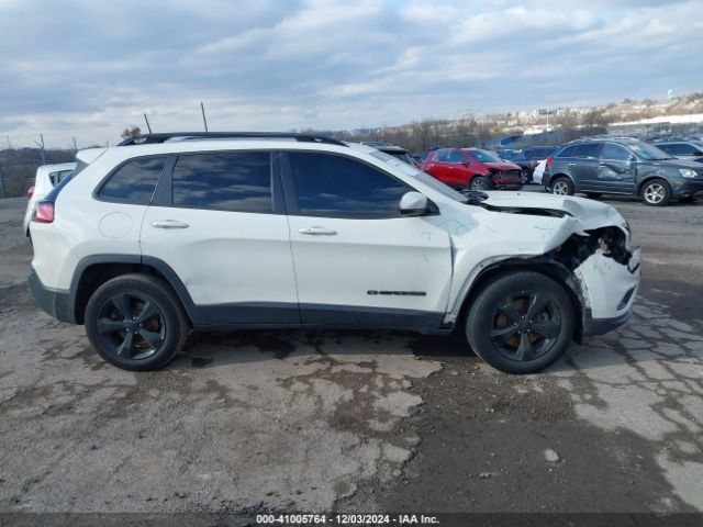 1C4PJMLB5KD292174 Jeep Cherokee Altitude 4x4