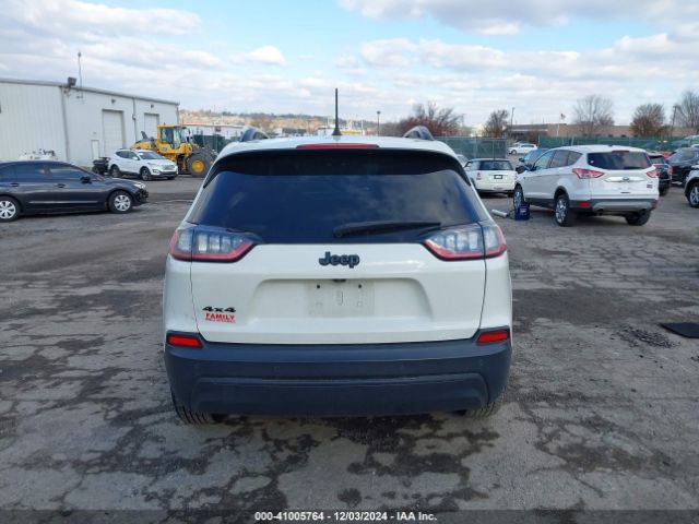 1C4PJMLB5KD292174 Jeep Cherokee Altitude 4x4