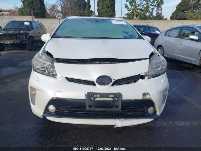 JTDKN3DU7F1872641 Toyota Prius Five
