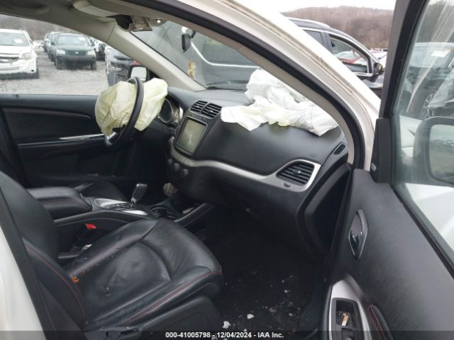 3C4PDCEG5JT380645 Dodge JOURNEY GT
