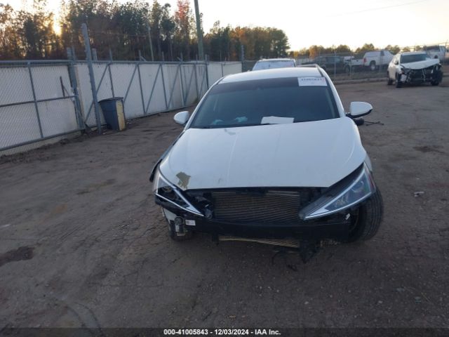 5NPD84LF4KH476887 Hyundai ELANTRA SEL