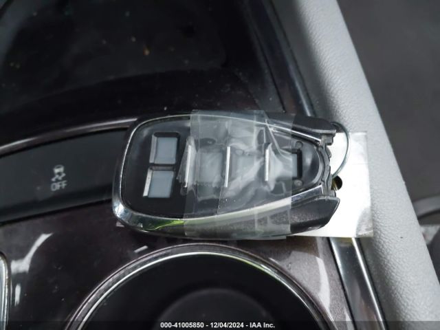 1G1ZD5ST3KF108377 Chevrolet MALIBU LT