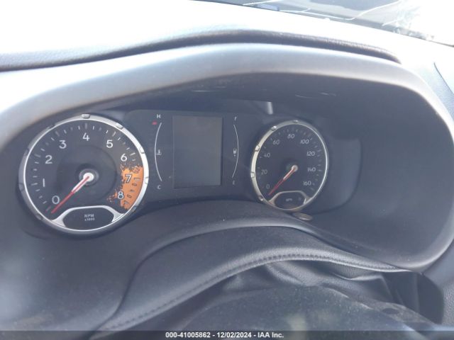 ZACCJABB2JPG66139 Jeep Renegade Latitude Fwd