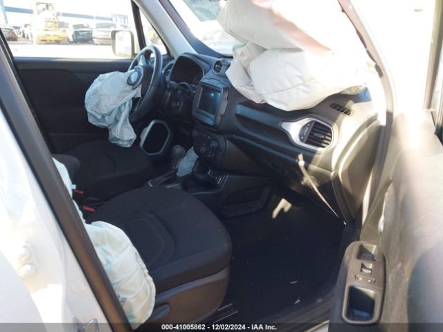 ZACCJABB2JPG66139 Jeep Renegade Latitude Fwd