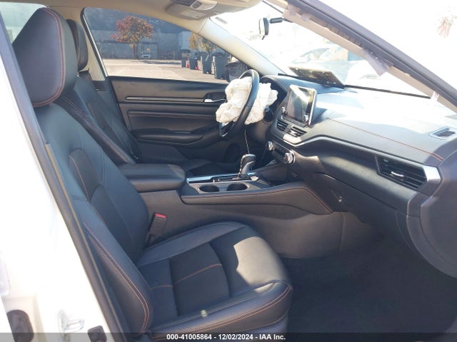 Nissan Altima 2019 1N4BL4CV4KC137464 Image 17