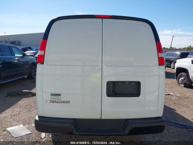 1GCWGBFP0P1112100 Chevrolet Express Cargo Rwd 2500 Extended Wheelbase Wt