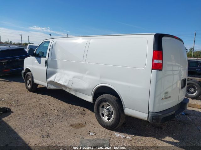 1GCWGBFP0P1112100 Chevrolet Express Cargo Rwd 2500 Extended Wheelbase Wt