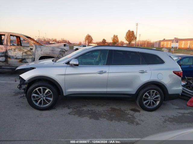 KM8SM4HF2KU300210 Hyundai Santa Fe Xl Se