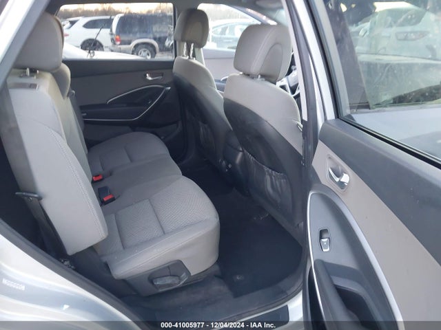 KM8SM4HF2KU300210 Hyundai Santa Fe Xl Se