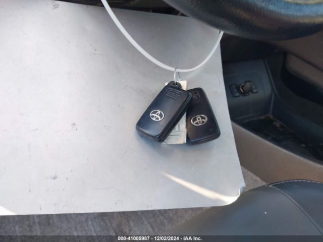 JTDKN3DP1F3073467 Toyota Prius Plug-in Advanced