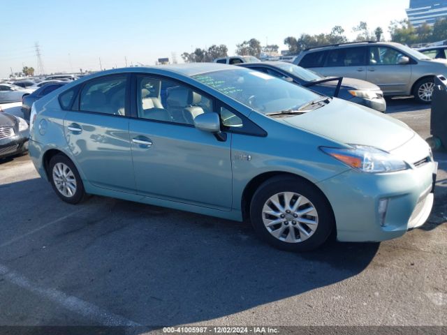 JTDKN3DP1F3073467 Toyota Prius Plug-in Advanced