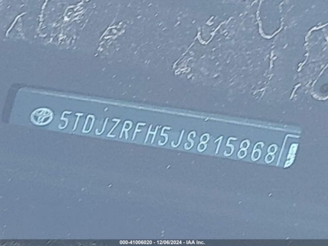 5TDJZRFH5JS815868 Toyota Highlander Se