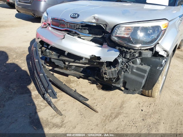 KIA Soul 2016 KNDJN2A2XG7829399 Image 6