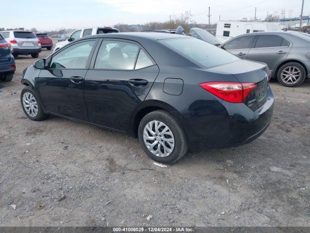 2T1BURHE3JC041876 Toyota COROLLA LE