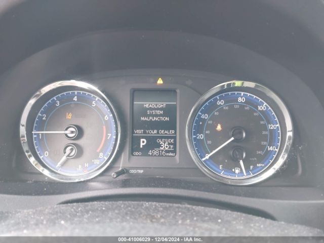 2T1BURHE3JC041876 Toyota COROLLA LE