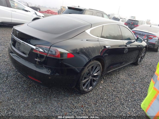 2018 TESLA MODEL S 5YJSA1E2XJF281958 Photo 3